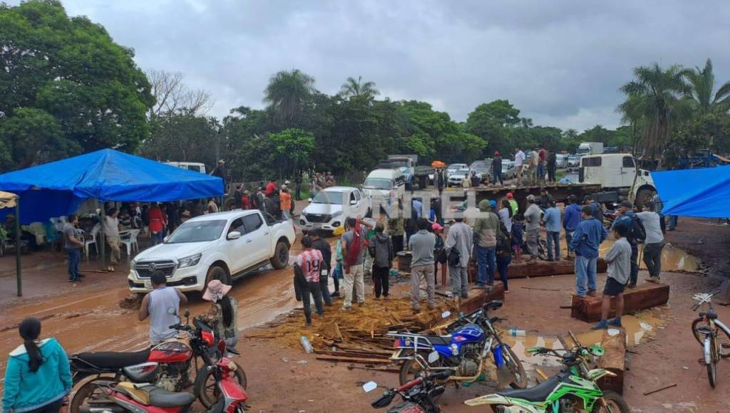 Pobladores de Concepción logran acuerdo con la ANH para garantizar combustible y levantan su&nbsp;bloqueo