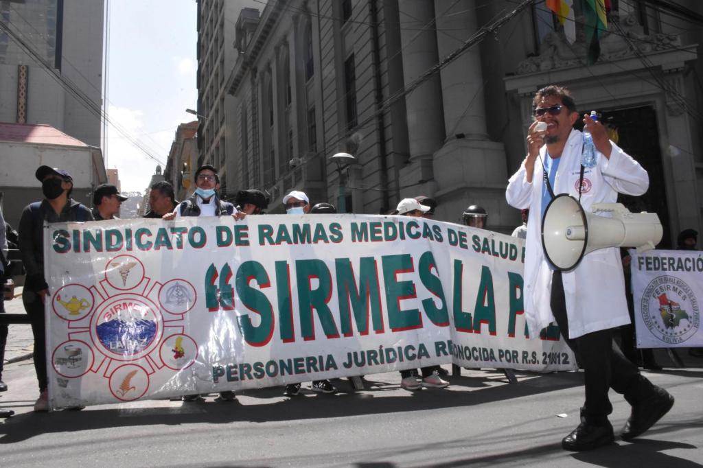 El paro de salud se prolonga hasta el miércoles; el sector inicia otros dos días de&nbsp;protesta