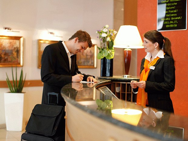 Cámara Hotelera de Santa Cruz reporta solo 50% de reservas a pocos días del Carnaval  