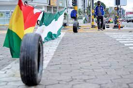 Trabajadores de salud en Santa Cruz inician paro de 24 horas por falta de pagos y&nbsp;contratos