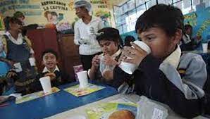 Santa Cruz comenzó cuarta semana de clases sin desayuno escolar por retrasos en la distribución  