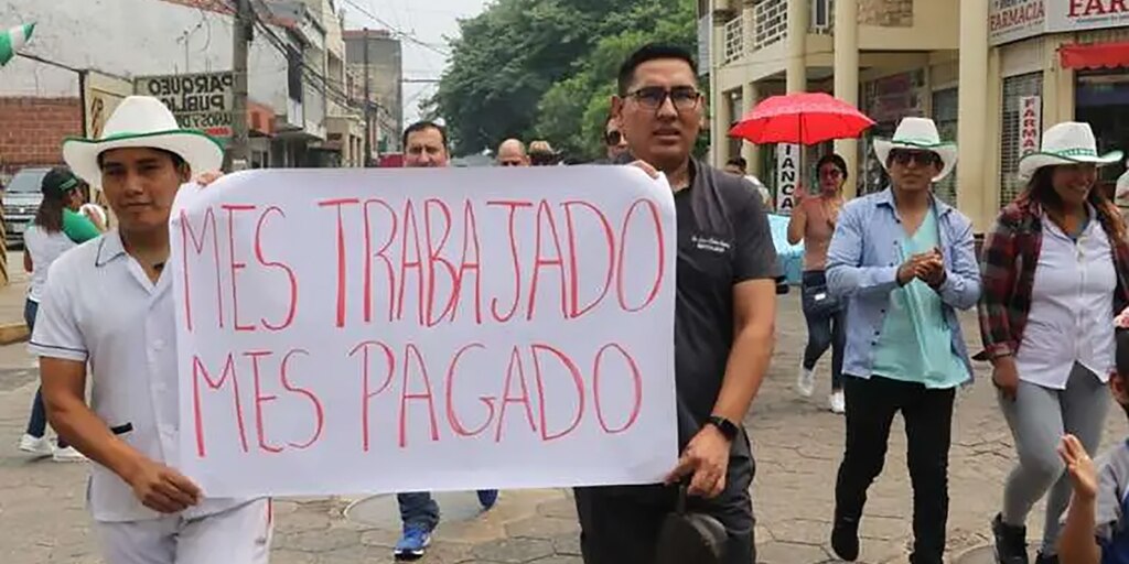 Paro de 72 horas del sector salud cumplió su segundo día con reclamos por salarios y atención colapsada  