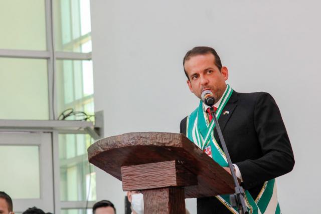 Camacho respaldó la visión de Doria Medina para reconstruir la economía&nbsp;boliviana