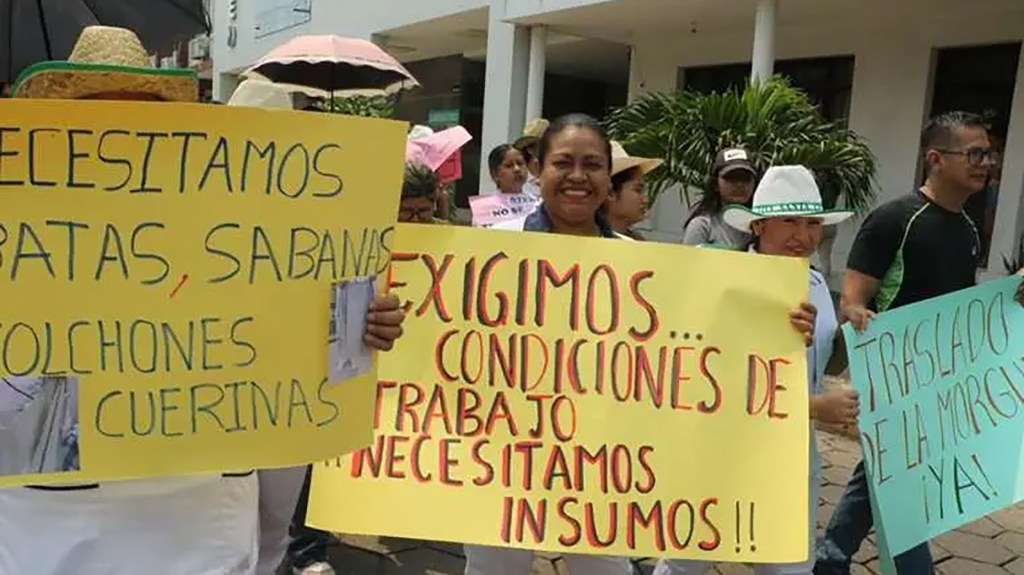 Este jueves se cumple el tercer día de paro médico en Santa Cruz y salubristas advierten con masificar&nbsp;protestas