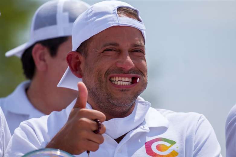 Santa Cruz: Camacho respaldó la candidatura de Samuel Doria&nbsp;Medina